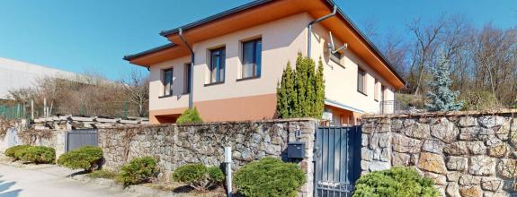 PREDAJ, 5i rodinný dom, ul. Slnečná, Stupava