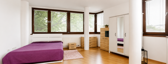 PRENÁJOM, 3 IZBOVÝ BYT, UL. 29 AUGUSTA, BRATISLAVA STARÉ MESTO