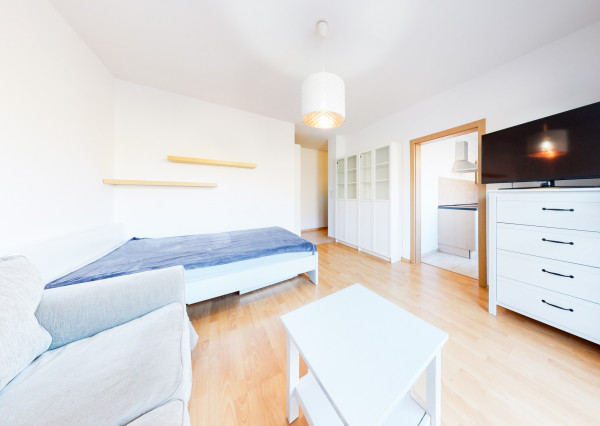 PRENÁJOM, 1 izbový byt s balkónom, ul. Bočná, Stupava