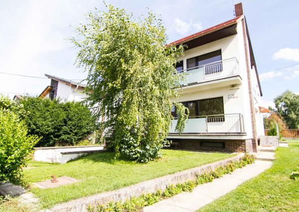Prenájom 3 izbový byt v rodinnom dome so záhradou, ul. Záhumenská, Stupava