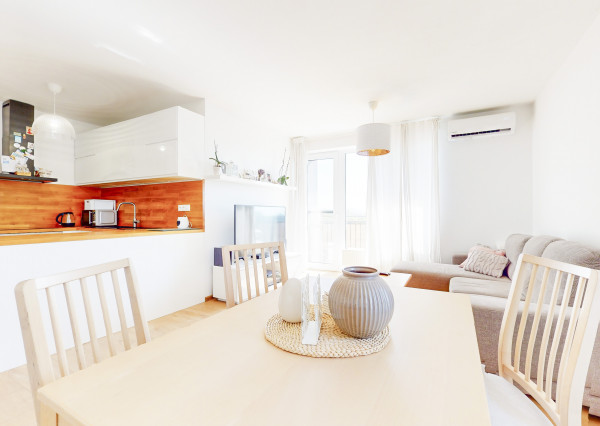 PREDAJ, NOVOSTAVBA, 3 izbový byt s balkónom a parkovacím státím, ul. Dlhá, Stupava