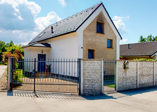 PREDAJ, 4i rodinný dom, ul. Lipová, Marianka