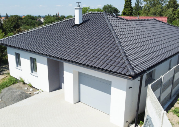 PREDAJ, novostavba 4 izbového bungalovu s garážou, Jablonové