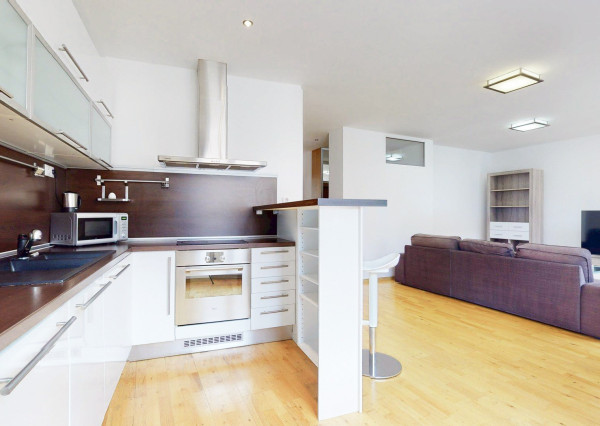 PRENÁJOM, 2 IZBOVÝ BYT, MEDENÁ, BRATISLAVA STARÉ MESTO