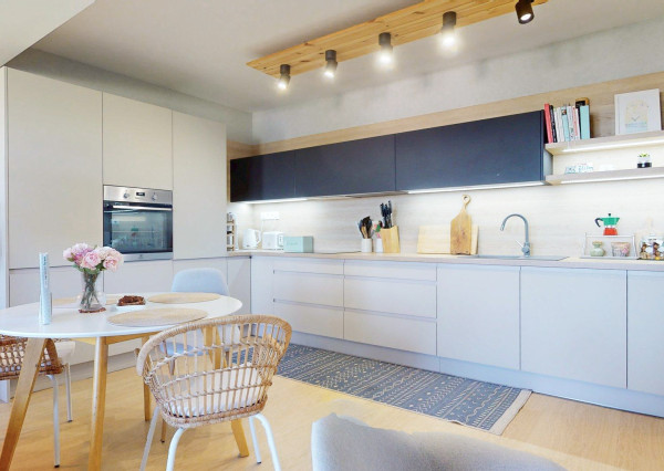 PRENÁJOM, 2 izbový byt s terasou a balkónom, ul. V. Šikulu, Stupava