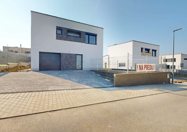 Moderný 5-izbový rodinný dom v obklopení prírody – uľ. Trebuľková, Záhorská Bystrica,