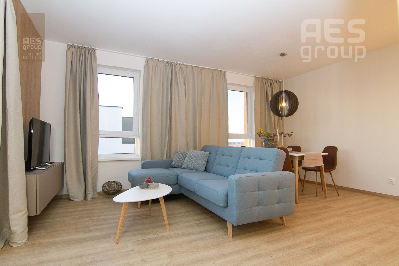 PRENÁJOM, zariadený 2 izbový byt v TOP štandarde s veľkou terasou a parkovacím státím