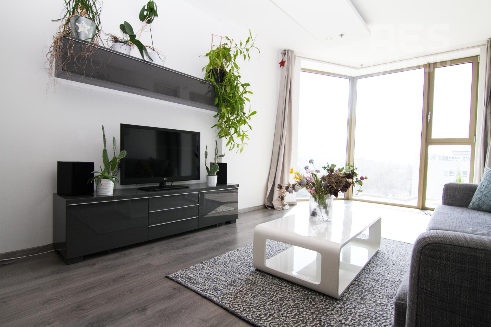 PREDAJ, 2 izbový byt vo VIENNA GATE na Kopčianskej ulici v Bratislave