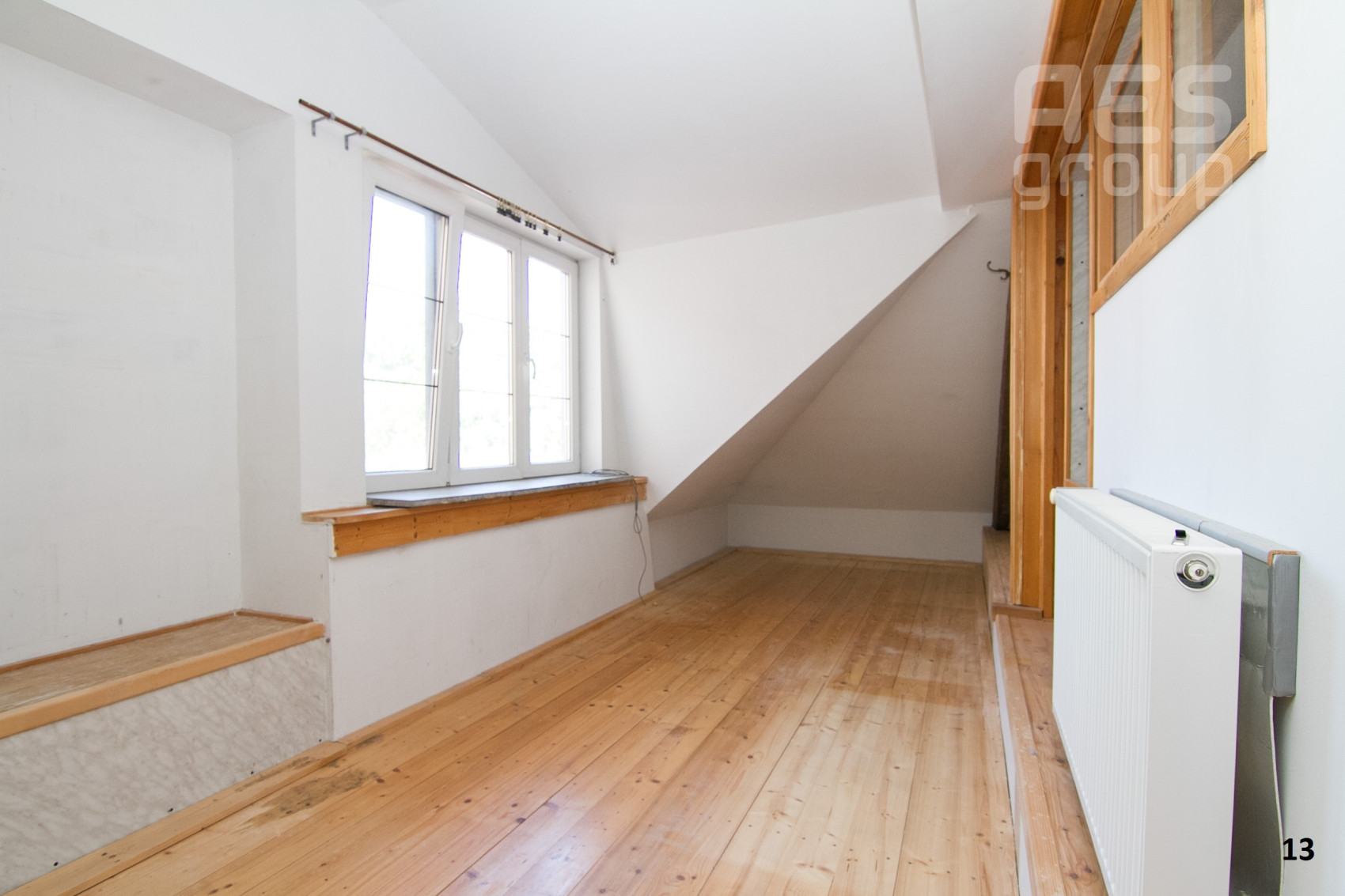 PREDAJ,  2 rodinné domy na spoločnom pozemku, na ul. Dlhá, Stupava