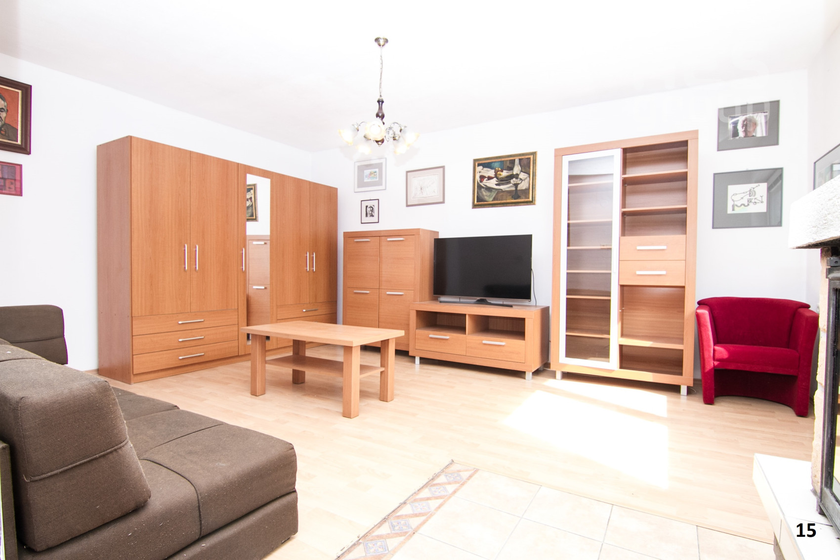 PREDAJ,  2 rodinné domy na spoločnom pozemku, na ul. Dlhá, Stupava