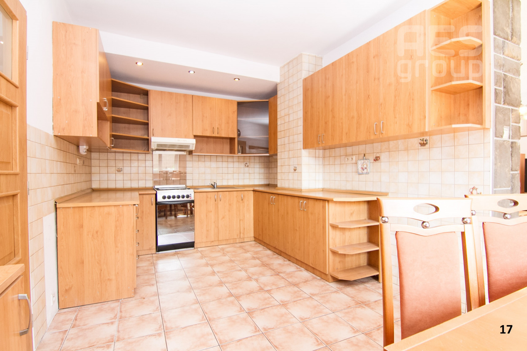 PREDAJ,  2 rodinné domy na spoločnom pozemku, na ul. Dlhá, Stupava