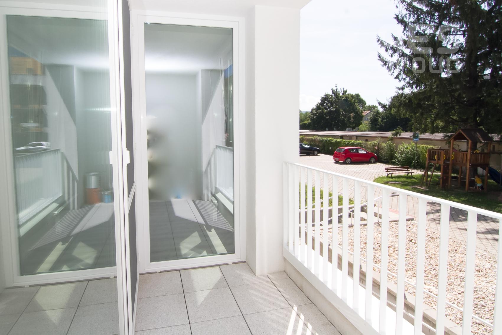 PRENÁJOM 2 izbový byt s loggiou, ul. Bezručová, Stupava