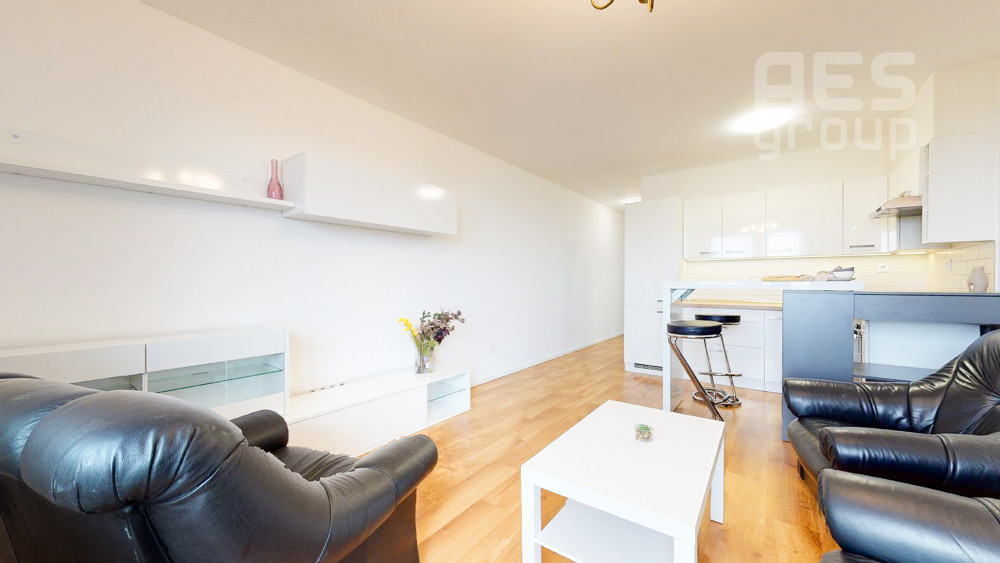 PRENÁJOM, 2 izbový byt s parkovaním na ulici Jána Ondruša v Stupave