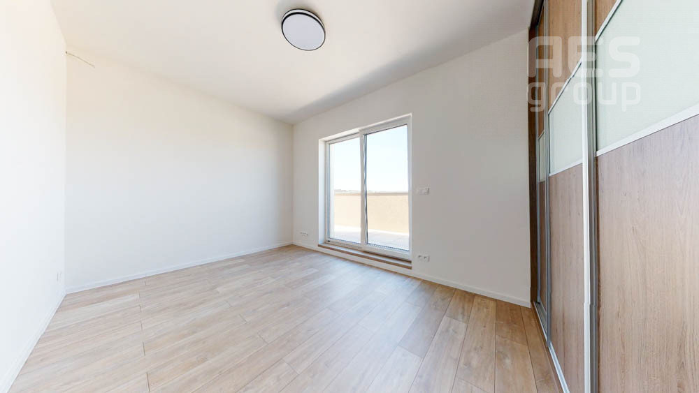 PRENÁJOM, 3 izbový penthouse s terasou na Pastierskej ul. Stupava