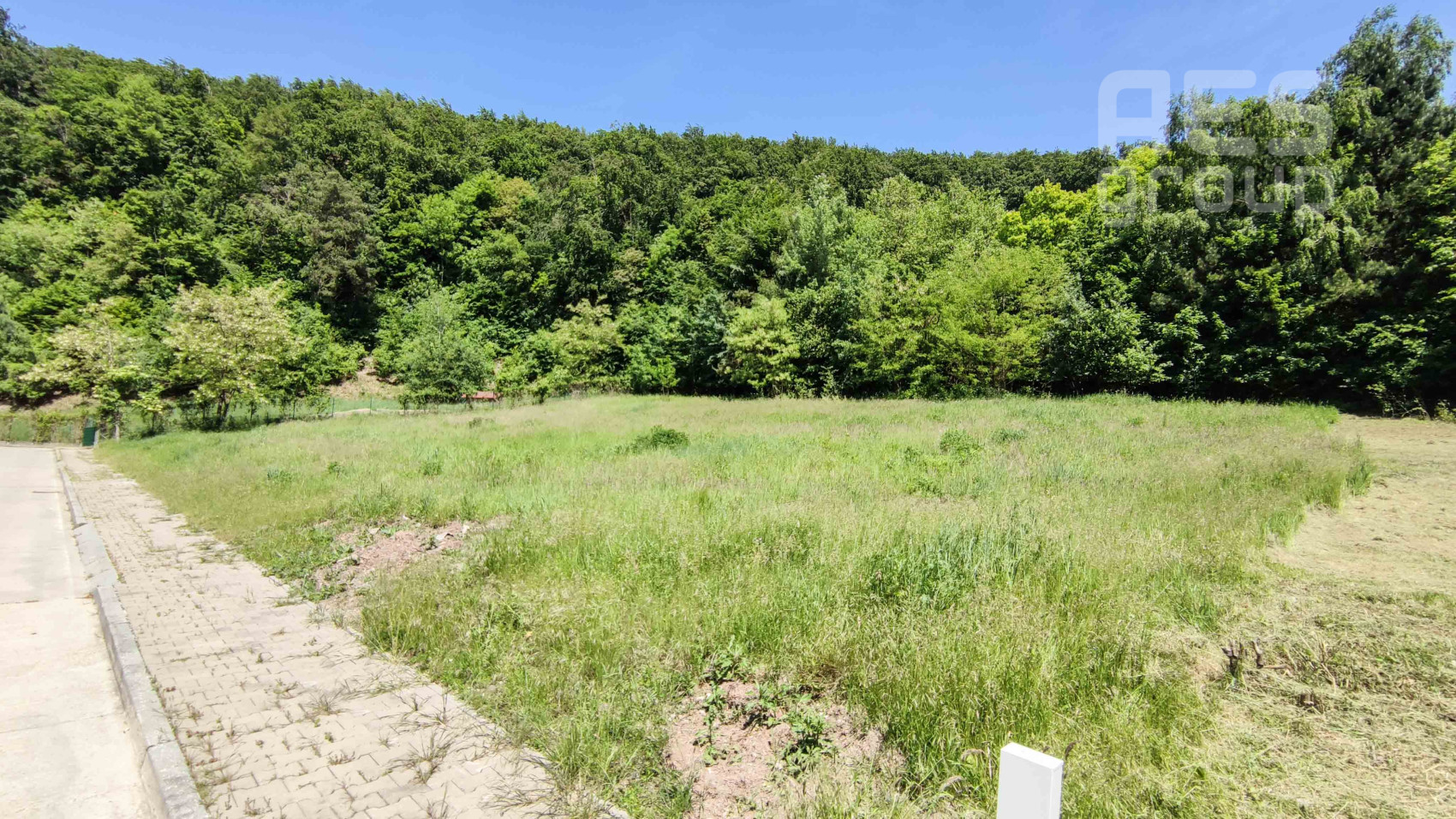 PREDAJ, stavebný pozemok 1200 m2, Marianka, Panský Les