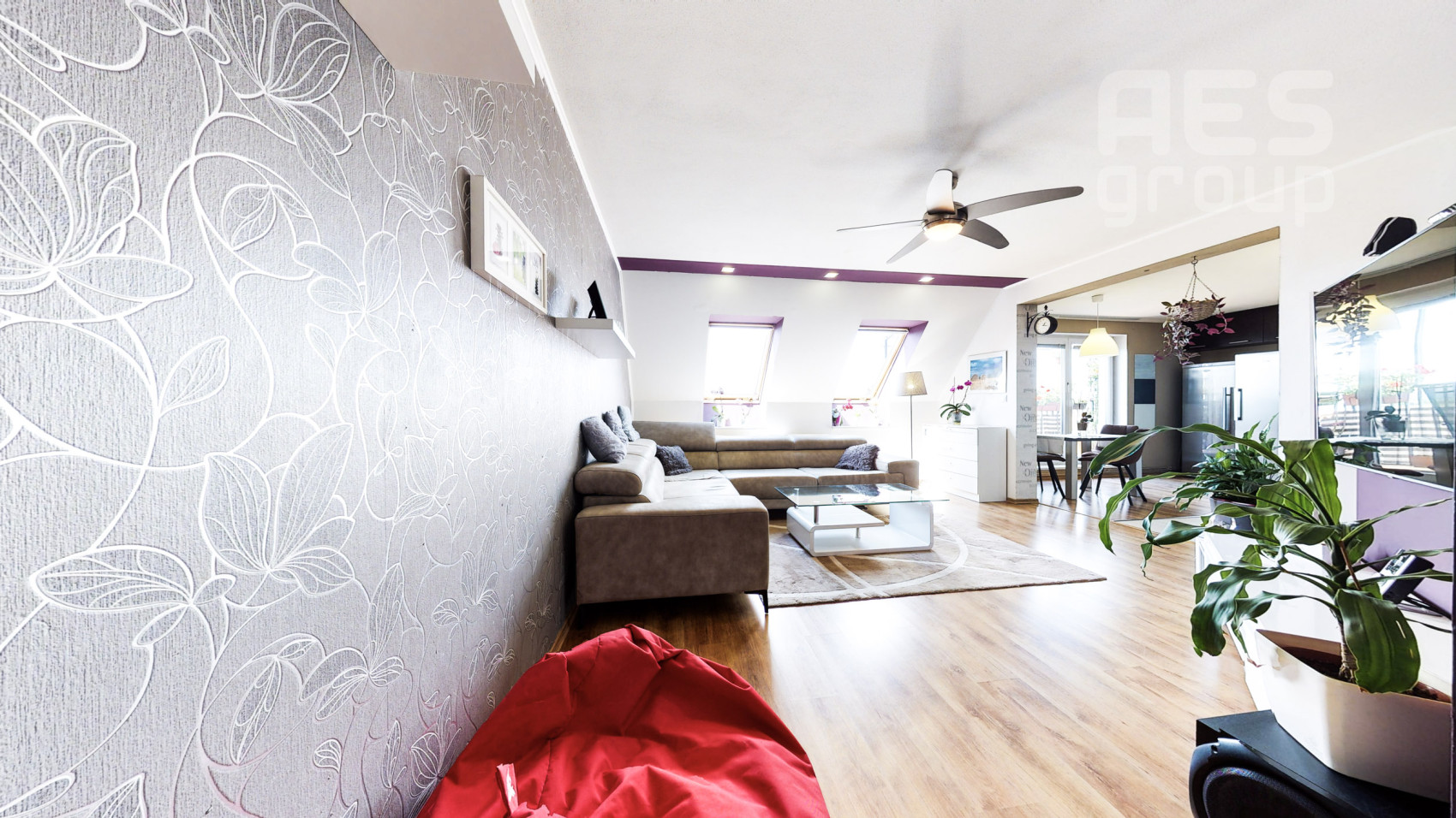 PREDAJ, 3i mezonetový byt s balkónom a terasou v dvanásťročnom bytovom dome, ul. V. Šikulu, Stupava