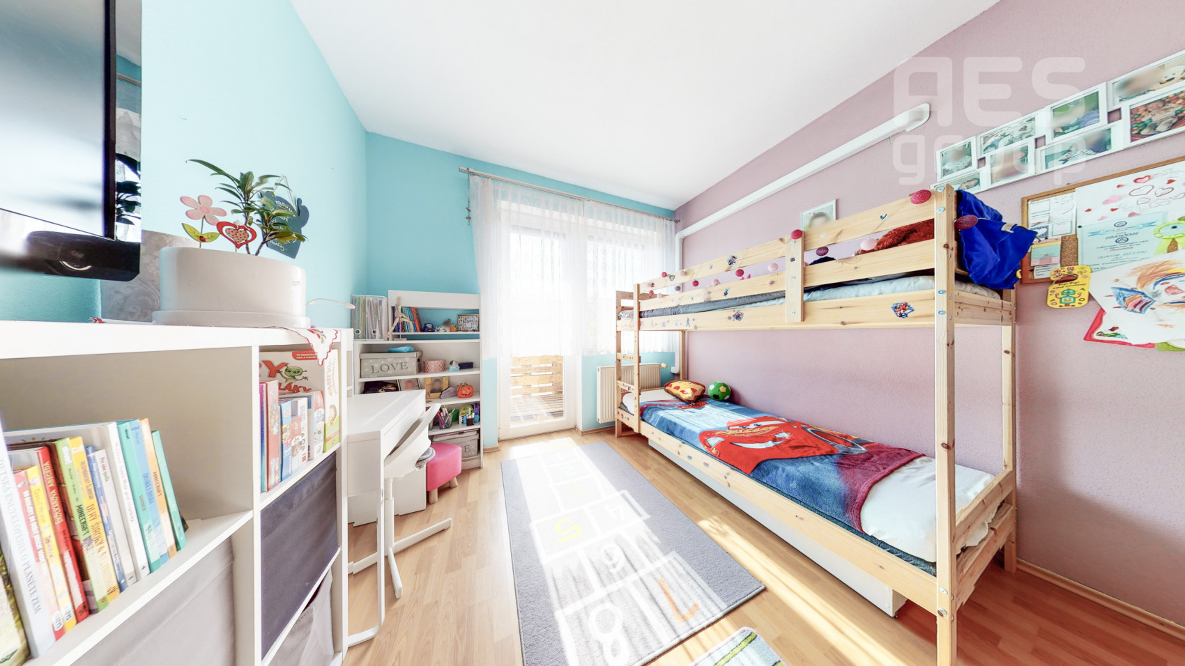 PREDAJ, 2 izbový byt s balkónom a dvomi parkovacími státiami, ul. Dlhá, Stupava