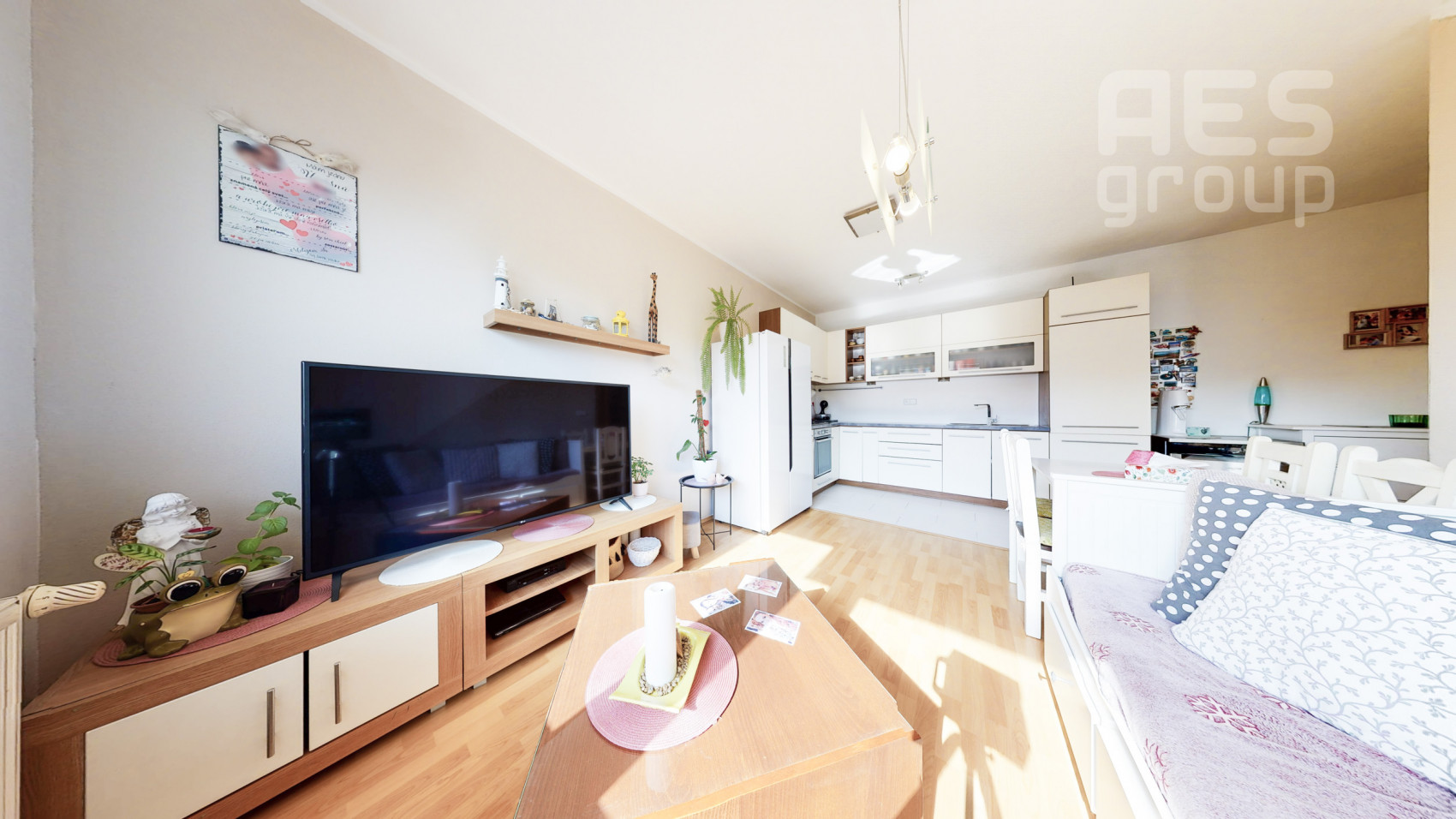 PREDAJ, 2 izbový byt s balkónom a dvomi parkovacími státiami, ul. Dlhá, Stupava