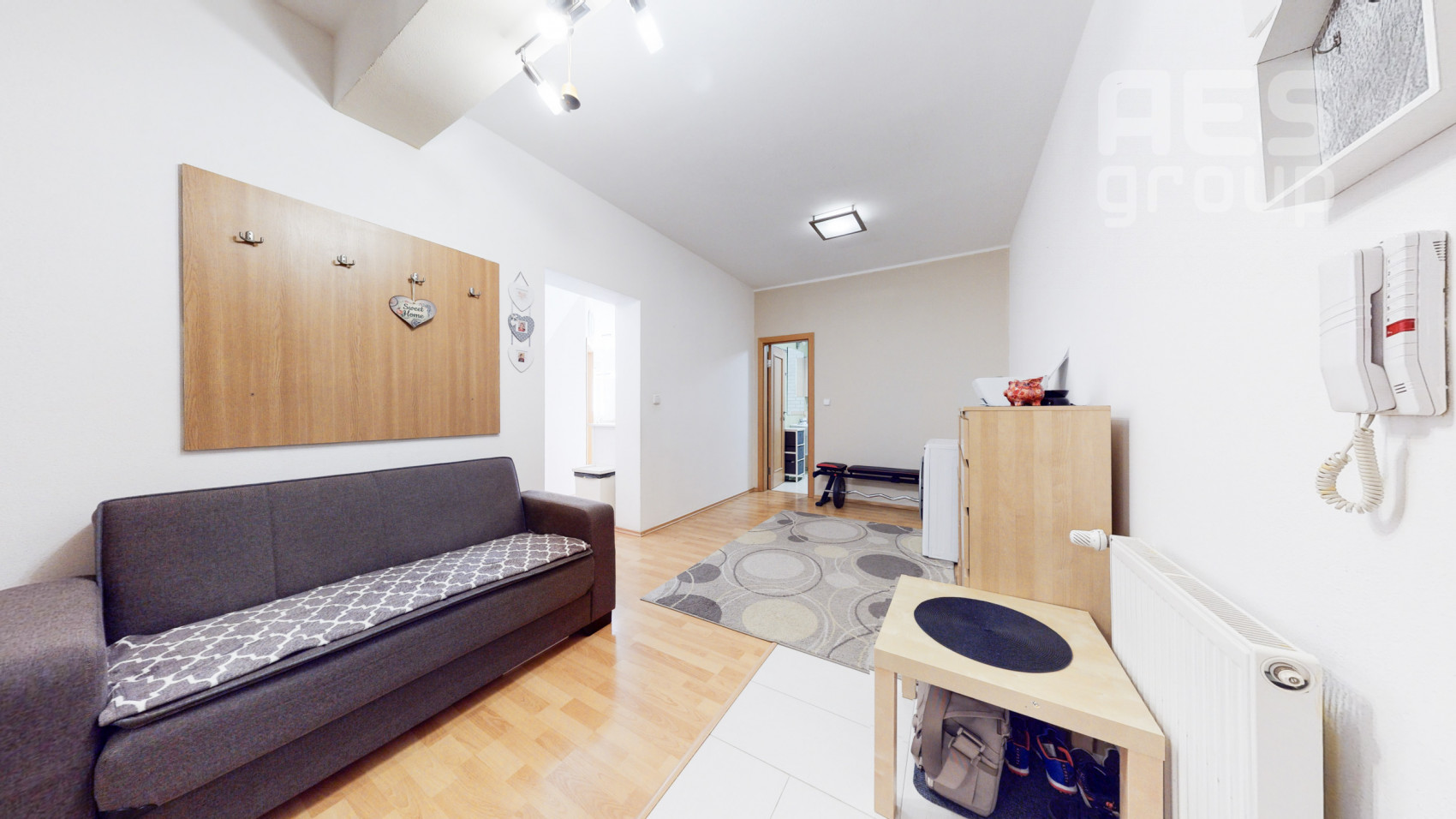 PREDAJ, 2 izbový byt s balkónom a dvomi parkovacími státiami, ul. Dlhá, Stupava