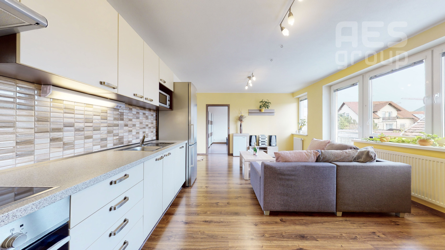 PREDAJ, 2 izbový byt s parkovacím státím, ul. Marcheggská, Stupava