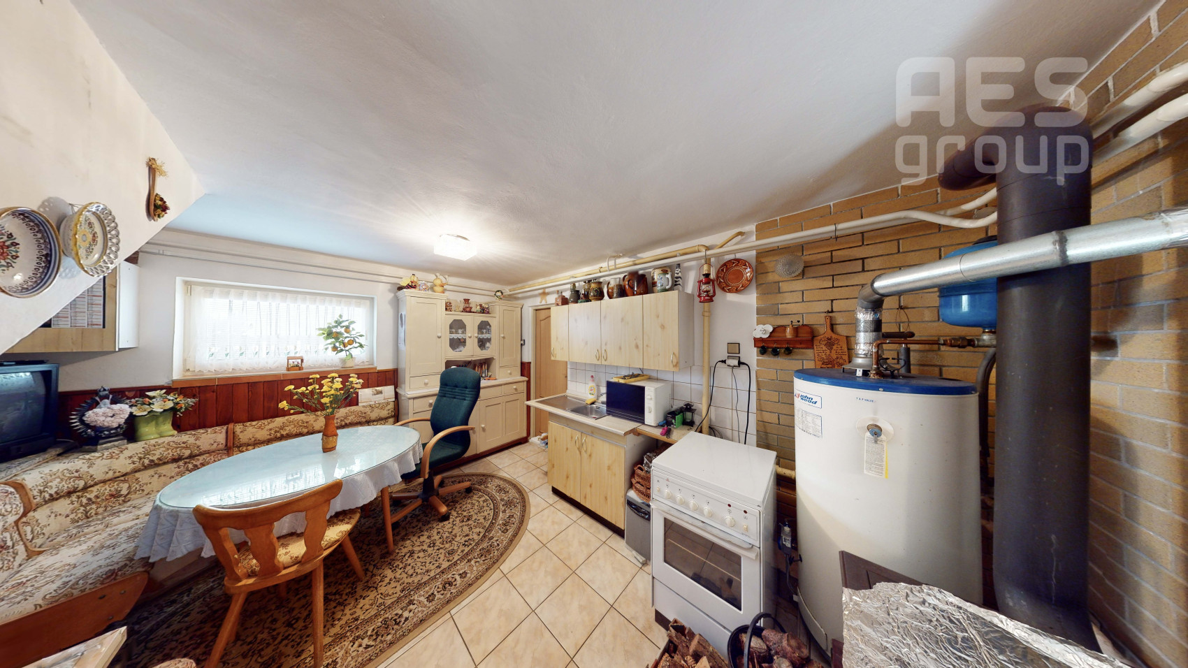 PREDAJ, viacgeneračný rodinný dom s dvomi bytmi, ul. Sládkovičova, Stupava