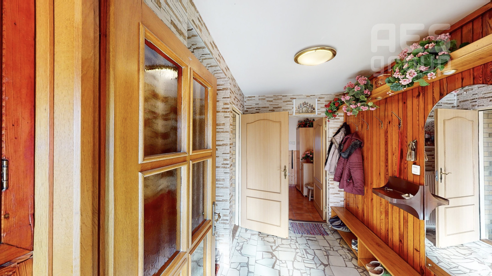 PREDAJ, viacgeneračný rodinný dom s dvomi bytmi, ul. Sládkovičova, Stupava