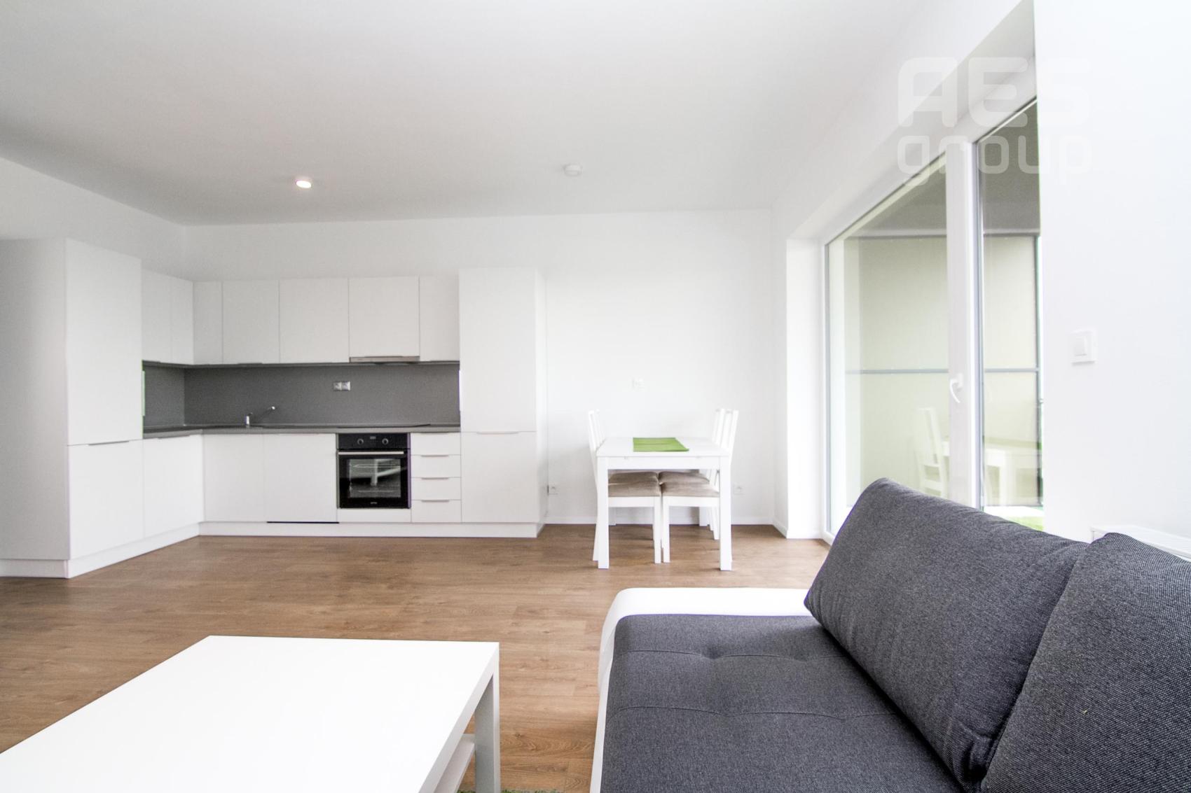 PRENÁJOM, 3i byt s balkónom v novostavbe, Bezručová ul., Stupava