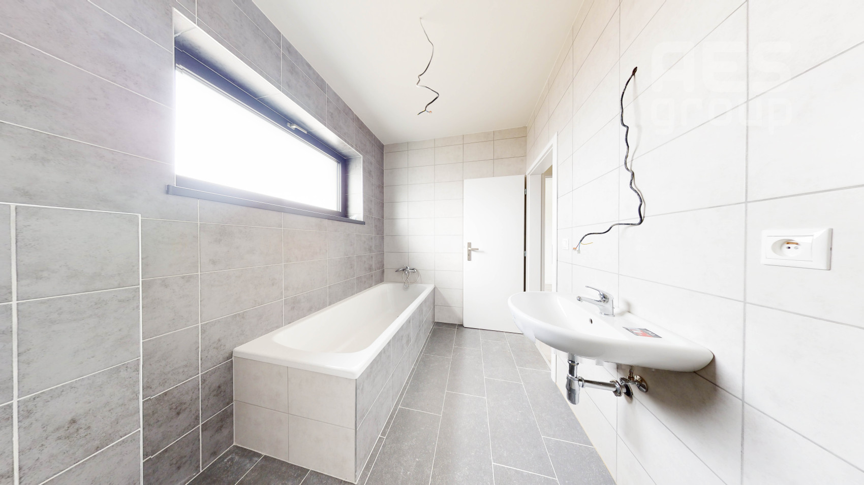 SKOLAUDOVANÉ, NOVOSTAVBA, 4i mezonetový byt v top štandarde s predzáhradkou, ul. Fialková, Zohor