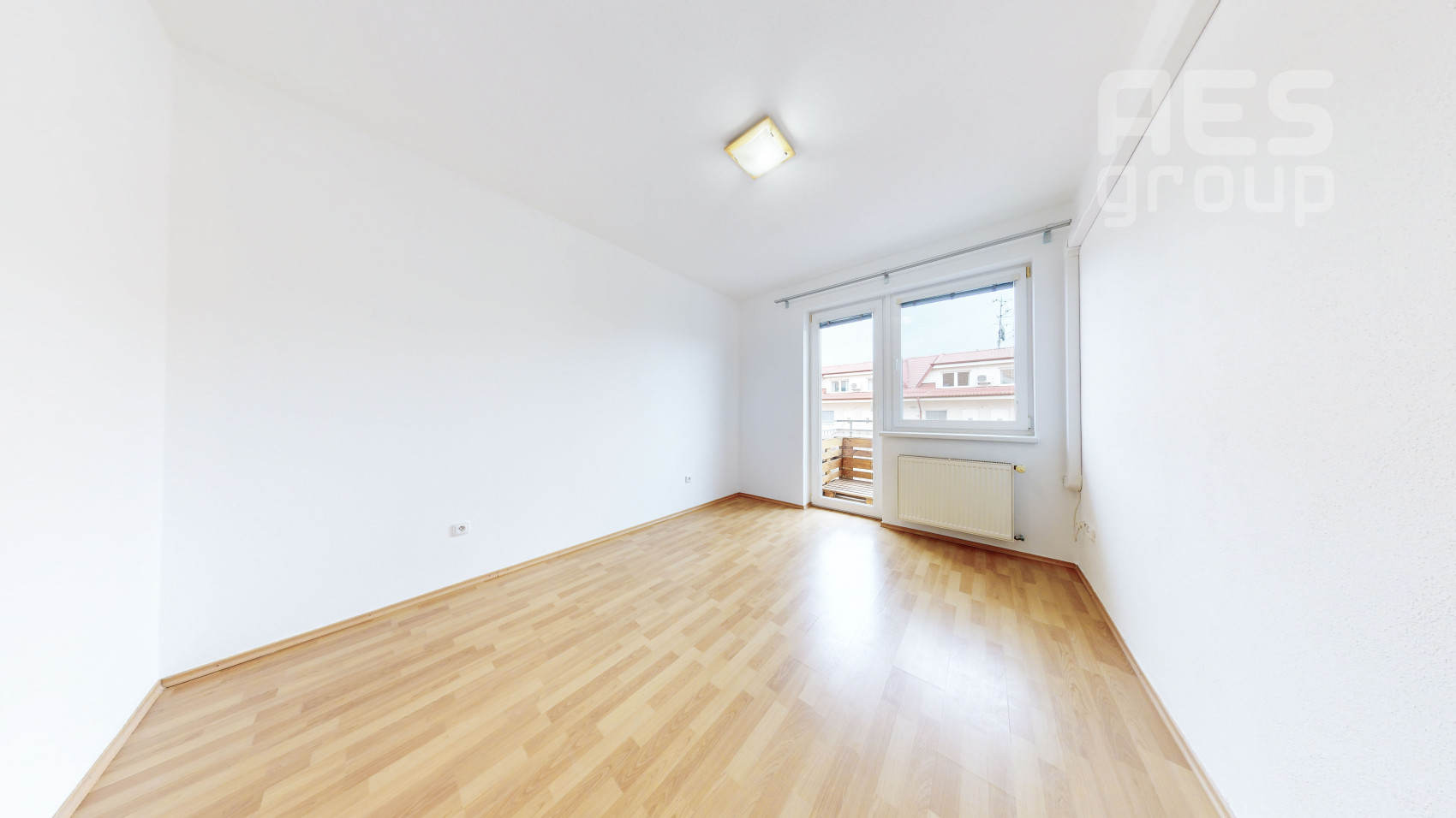 PRENÁJOM, 2 izbový byt s balkónom a dvomi parkovacími státiami, ul. Dlhá, Stupava