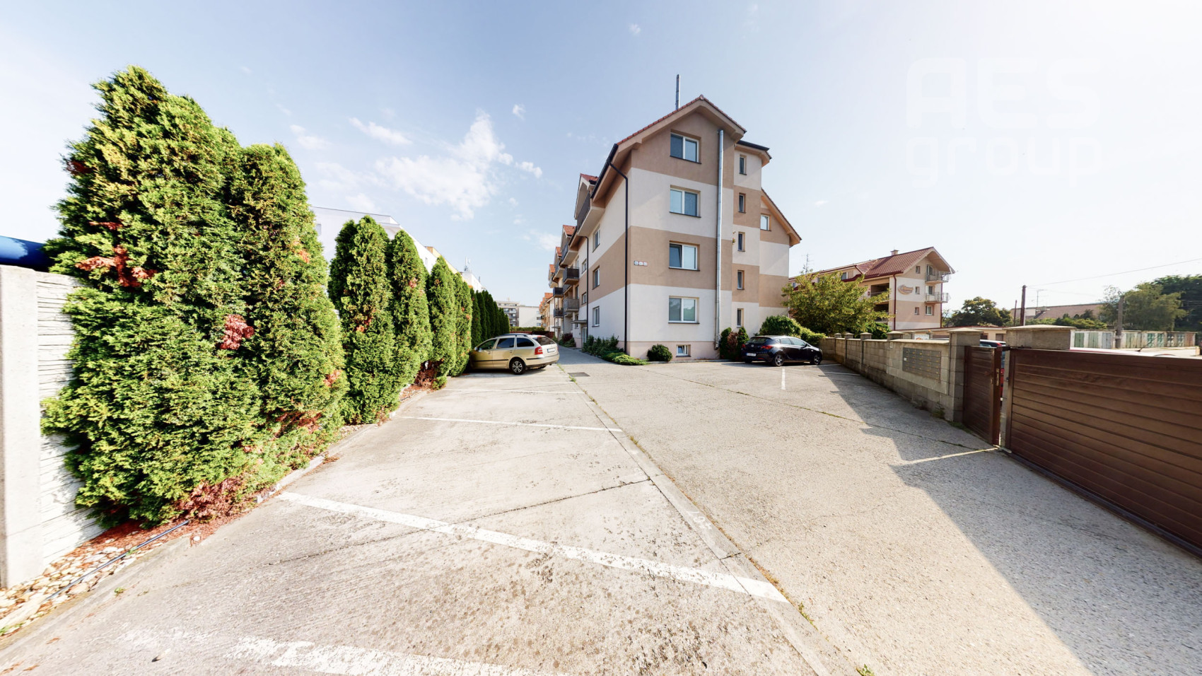 PRENÁJOM, 2 izbový byt s balkónom a dvomi parkovacími státiami, ul. Dlhá, Stupava