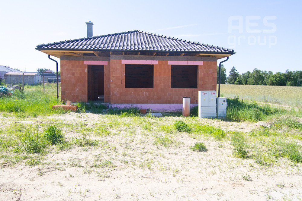 PREDAJ, novostavba 4 izbového bungalovu, Veľké Leváre