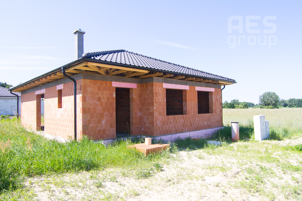 PREDAJ, novostavba 4 izbového bungalovu, Veľké Leváre