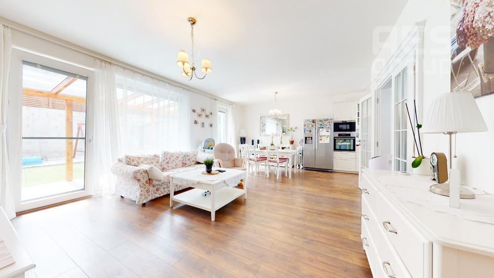 PREDAJ, 4 izbový mezonetový byt v novostavbe so záhradou, ul. Liesková, Stupava