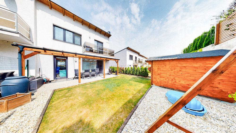 PREDAJ, 4 izbový mezonetový byt v novostavbe so záhradou, ul. Liesková, Stupava