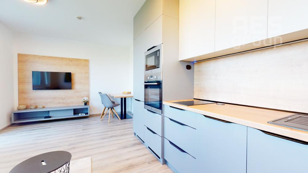 PREDAJ, 1 izbový byt s balkónom, Ovocné sady , BA - Ružinov