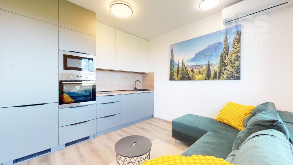 PREDAJ, 1 izbový byt s balkónom, Ovocné sady , BA - Ružinov