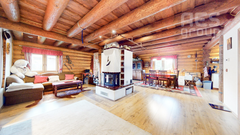 PREDAJ, 3 izbový zrubový dom so záhradou, ul. Brezová, Stupava