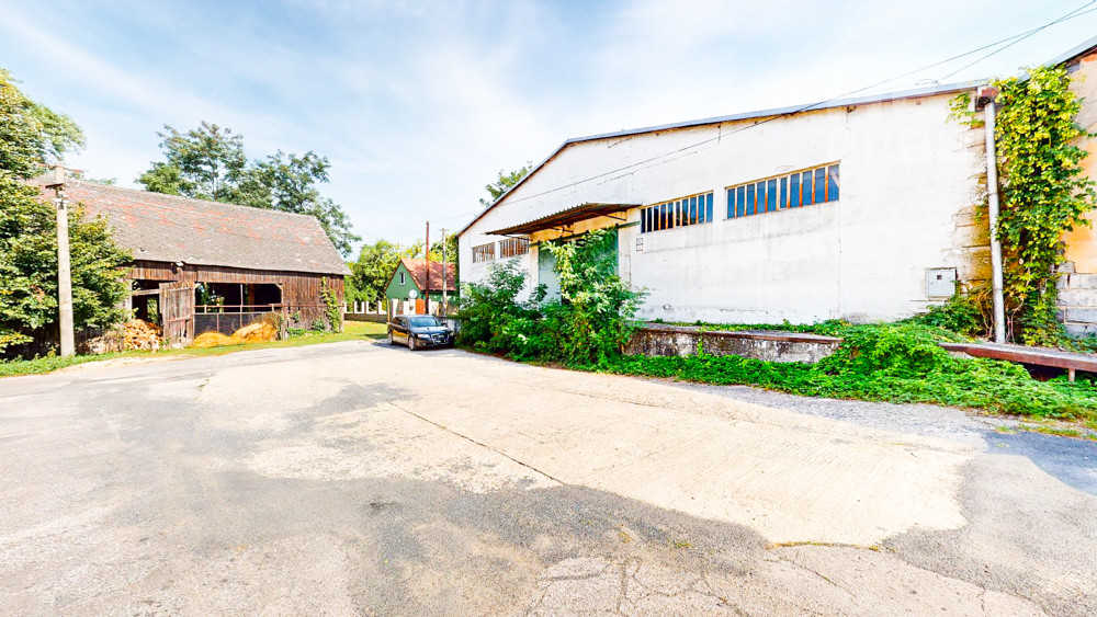 PREDAJ, HALA, VYSOKÁ PRI MORAVE