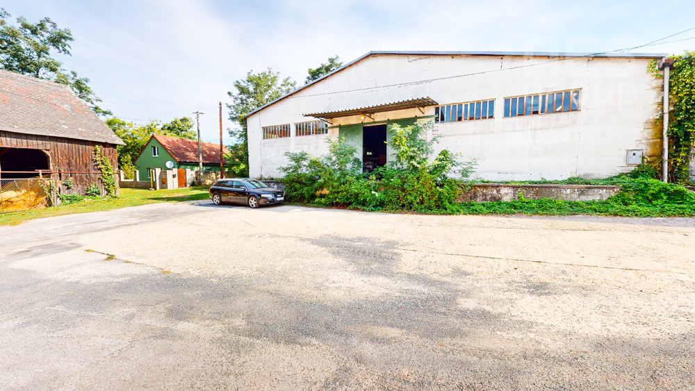 PREDAJ, HALA, VYSOKÁ PRI MORAVE