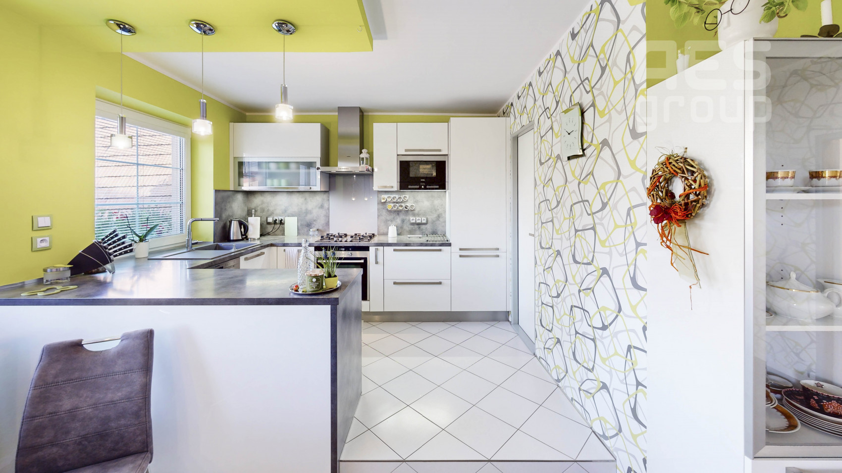 REZERVOVANÉ, PREDAJ, 5 izbový rodinný dom s veľkým pozemkom, ul. Pažitná, Stupava