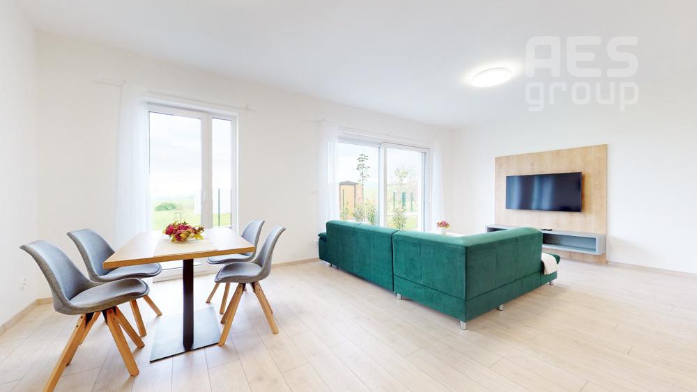 PREDAJ, 3 izbový mezonetový byt s predzáhradkou, ul. Lesná, Stupava