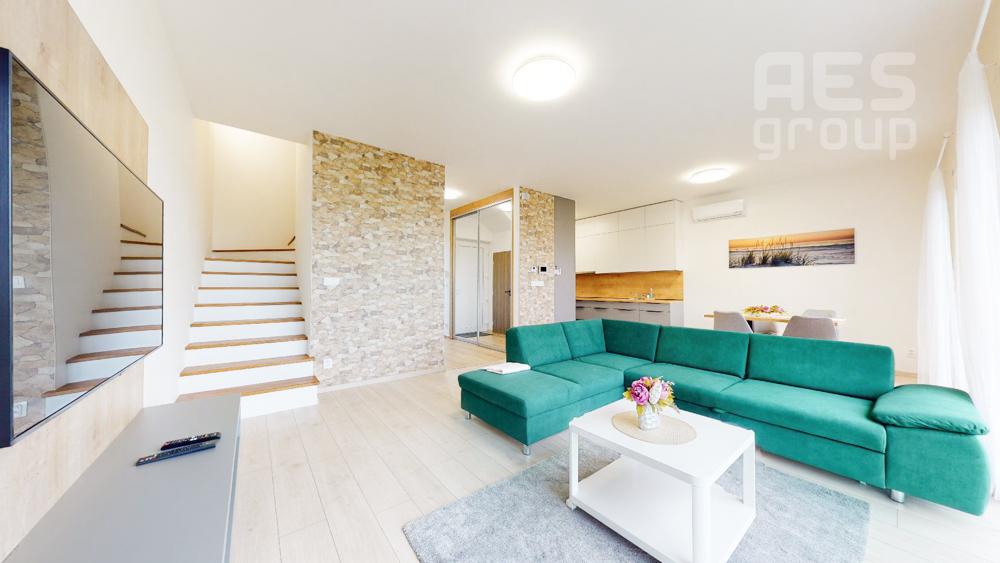 PREDAJ, 3 izbový mezonetový byt s predzáhradkou, ul. Lesná, Stupava