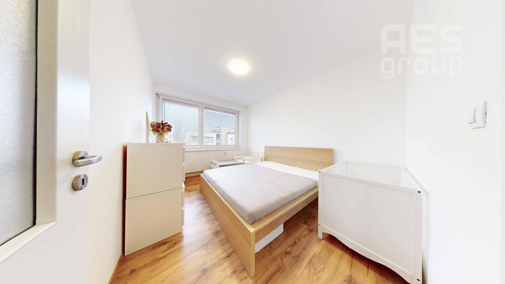 PREDAJ, 2 izbový byt s dvomi balkónmi a šatníkom, projekt Zipava, ul. Okružná, Stupava