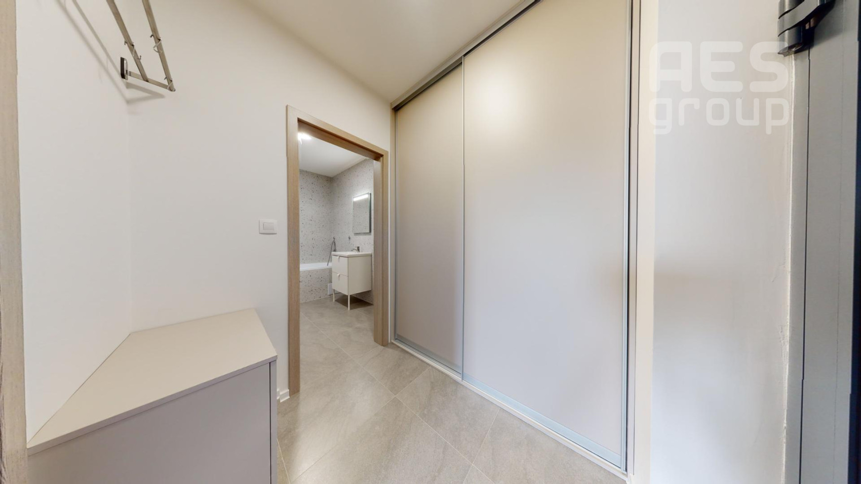 PREDAJ, 1 izbový byt s parkovacím státim, na Pastierskej ul., Stupava