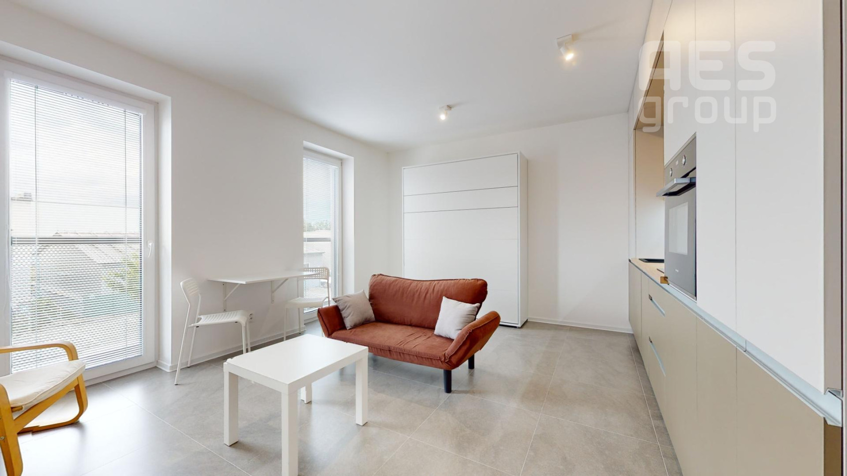 PREDAJ, 1 izbový byt s parkovacím státim, na Pastierskej ul., Stupava