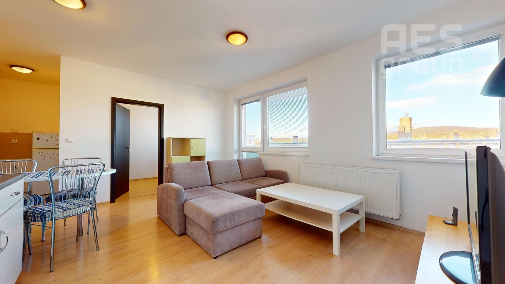 REZERVOVANÉ: PRENÁJOM, 2 izbový byt na Cementárenskej ul, Stupava