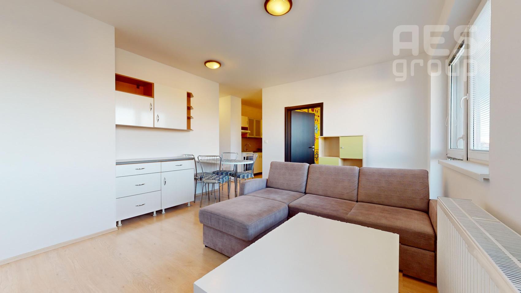 REZERVOVANÉ: PRENÁJOM, 2 izbový byt na Cementárenskej ul, Stupava