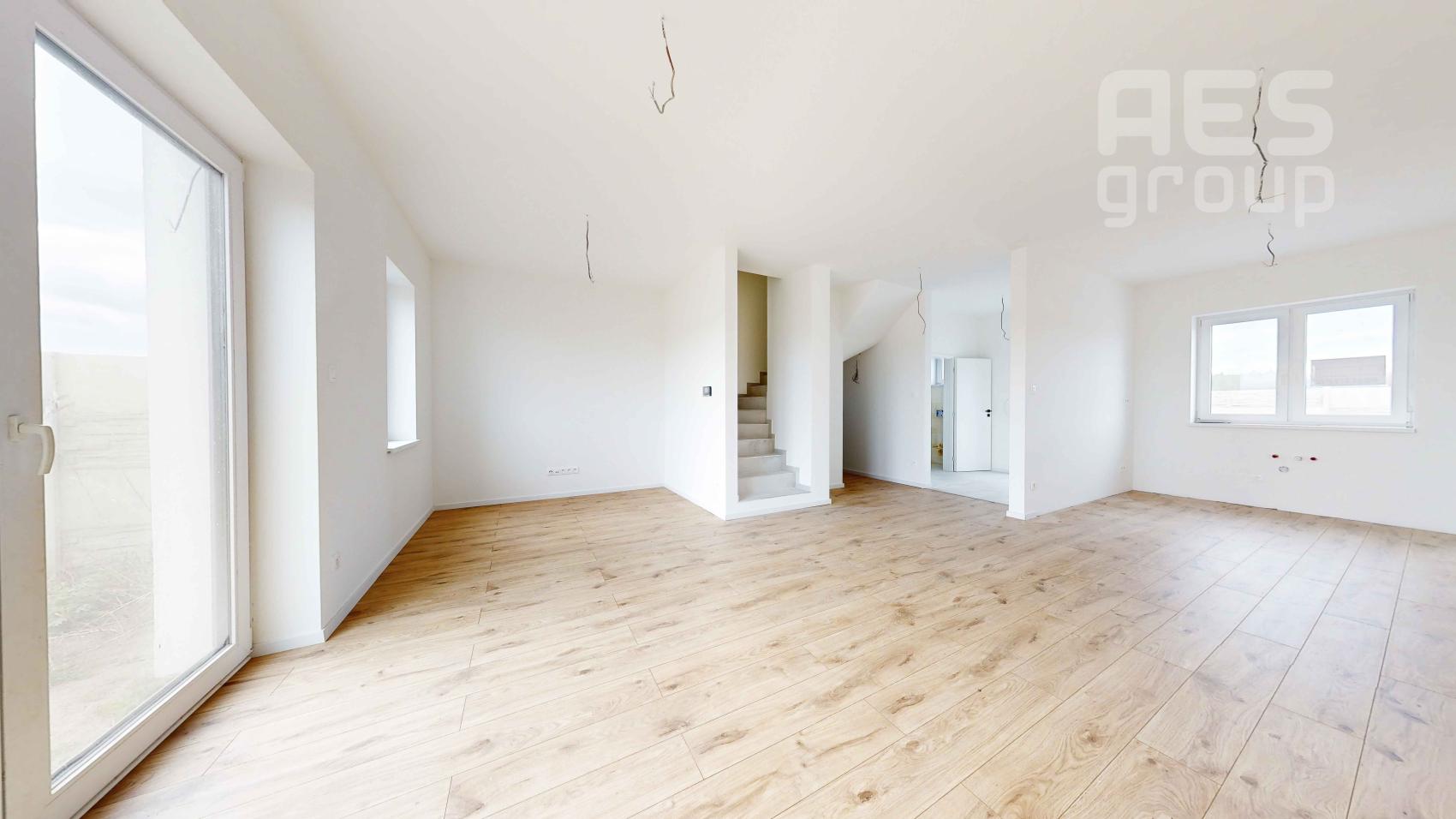 PREDAJ, 4 izbový mezonetový dom v dvojdome v top štandarde, lokalita Nová Alej Martina Benku, Kostolište.