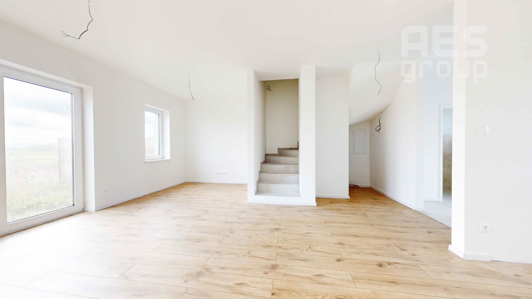 PREDAJ, 4 izbový mezonetový dom v dvojdome v top štandarde, lokalita Nová Alej Martina Benku, Kostolište.