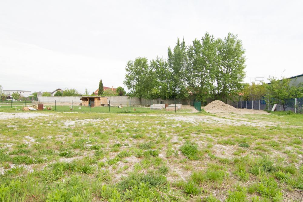 PREDAJ, POZEMOK 833 m2, MOST PRI BRATISLAVE